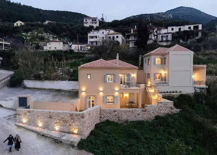 Maistro - Old Town Collection Kyparissia