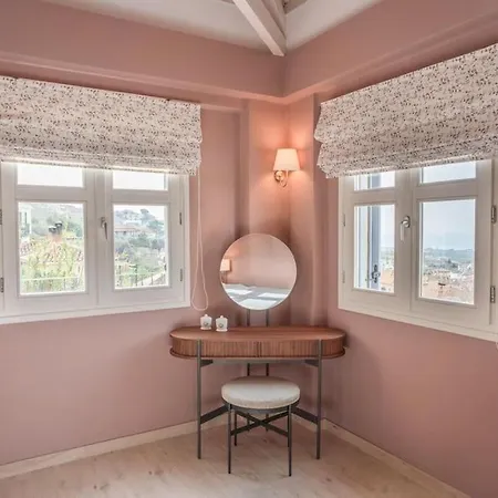 Maistro Residence, Old Town Collection